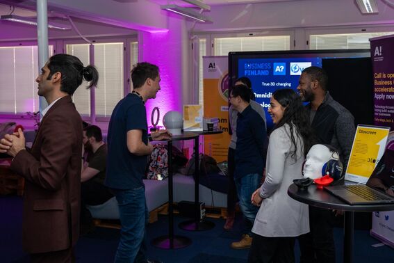 Demo Day 2024 exhibitors and visitors.